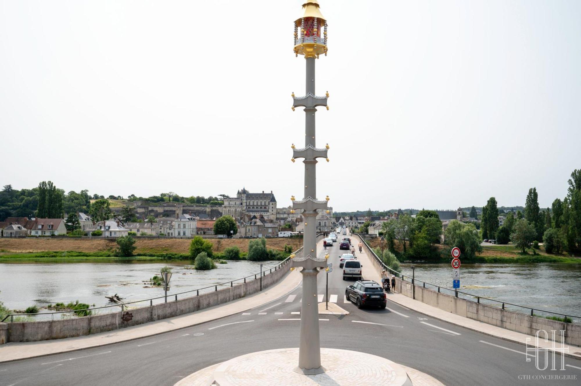 Le Valois / Vue Sur Chateau D'엉부와스 외부 사진
